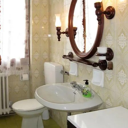 Locazione Turistica Casa Gentile * Dongo